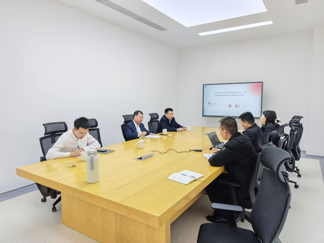 中国有研党委书记、董事长赵晓晨到国标检验西安分公司调研